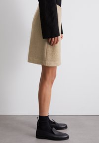 Marc O'Polo SHORT LENGTH - A-Linien-Rock - melted nougat