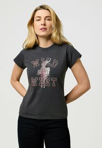 Wrangler SHRUNKEN BAND - T-shirts print - faded_black