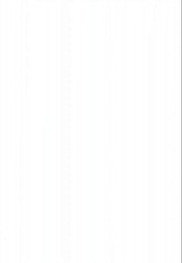 Duas raparigas vestindo fatos de banho e equipamento de mergulho com tubo nadam debaixo de água sobre um recife de coral com peixes tropicais num oceano azul cristalino.