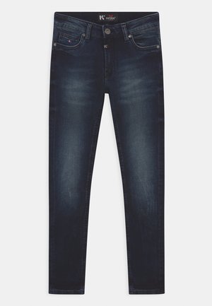 Ciemnoniebieskie jeansy slim fit z denimu z przednimi kieszeniami, zapięciem na guzik i suwak oraz delikatnym wyblaknięciem na udach.