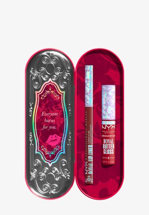 Boîte de maquillage NYX en rose et argent avec un design réfléchissant. Contient un crayon contour des lèvres et un gloss avec un emballage à motif floral.