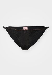Czarne koronkowe majtki typu bikini z przezroczystym wzorem, satynowym pasem w talii oraz cienkimi, regulowanymi ramiączkami. Wykonane z gładkiego, elastycznego materiału.