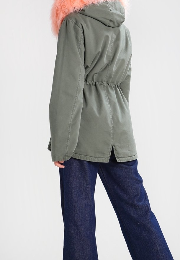 Teddy Smith Parka olive (Pre-owned) Zalando