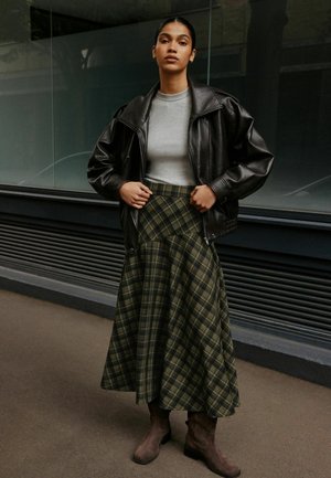 Next, PETITE FIT - DROP WAIST BRUSHED MAXI SKIRT - Maxi skirt - green black check