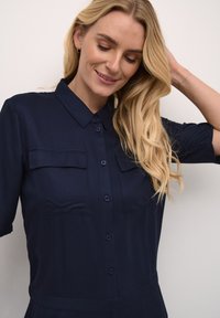 Kaffe KARUTHIE CROPPED SOLID  - Overal - midnight marine