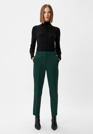 MIT BÜGELFALTEN - Pantaloni - tannengrün