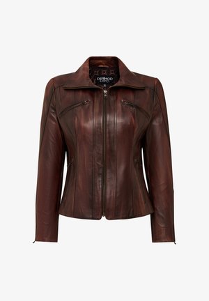 Veste en cuir marron au design structuré, avec une fermeture éclair à l'avant, un col pointu et plusieurs poches zippées. Texture lisse.