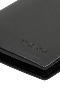 Schwarze Lederbörse mit geprägtem "wojas"-Logo, glatte Textur, gefaltetes Design mit abgerundeten Kanten und minimalistischem Stil.