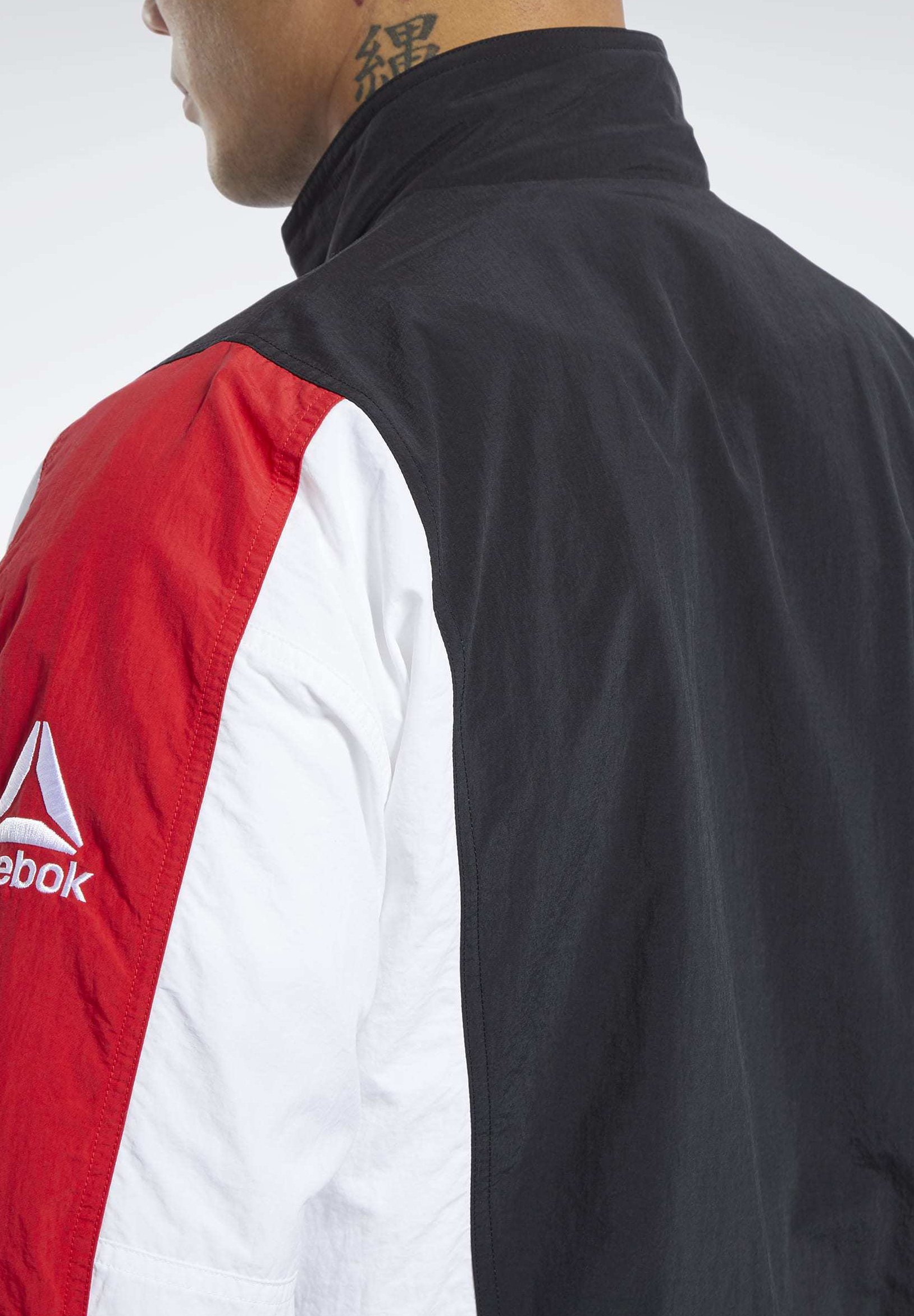 reebok jacket with cap