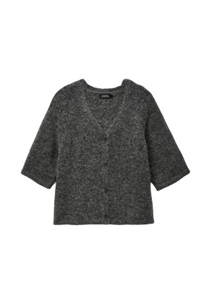 Cardigan gris à manches courtes en maille texturée ; offre un décolleté en V, cinq boutons à l'avant, avec une coupe décontractée et ample.