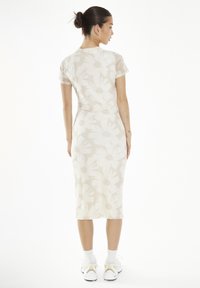 Glamorous BODYCON MIDI - Vestido de tubo - stone sunflower mesh