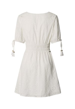 Vestido blanco de manga corta con bordado floral de ojales, cintura entallada, mangas cortas abullonadas con lazos y detalles de borlas en las mangas.