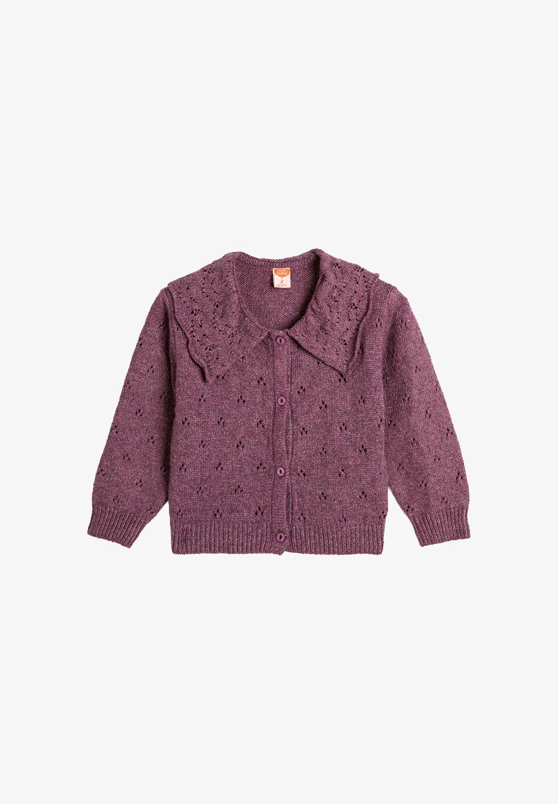 Cardigan per neonati di colore viola a maglia, con ampio colletto a biscotto, maniche lunghe, chiusura con bottoni e piccolo motivo ad occhiello.