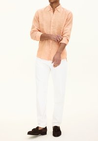 Oscar Jacobson REG FIT BD SIGNATURE - Overhemd - gamma orange