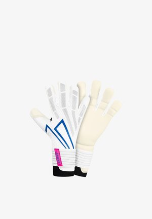 Paar weiße Torwarthandschuhe mit blauen und pinken Akzenten, strukturierter Griff an den Fingern und gepolsterte Handflächen, dargestellt auf weißem Hintergrund.