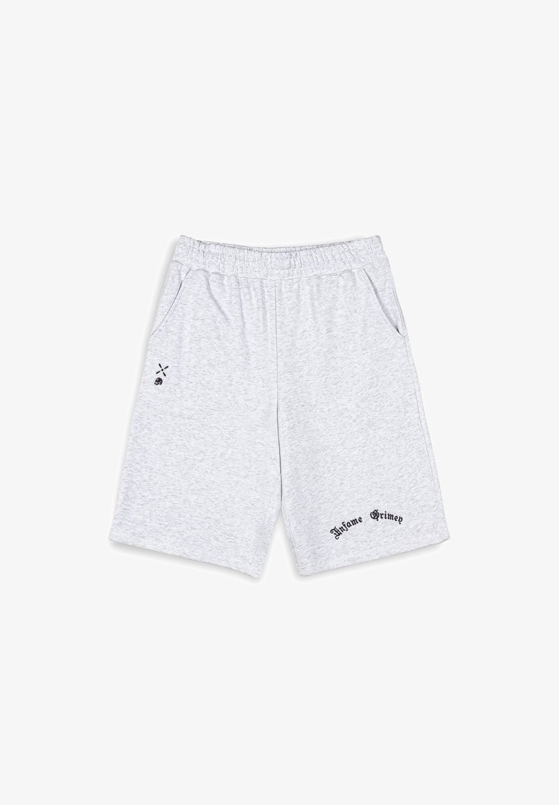 Shorts en coton gris avec une taille élastique, deux poches latérales, et un texte graphique noir "Insane Grimey" sur le bas de la jambe gauche.