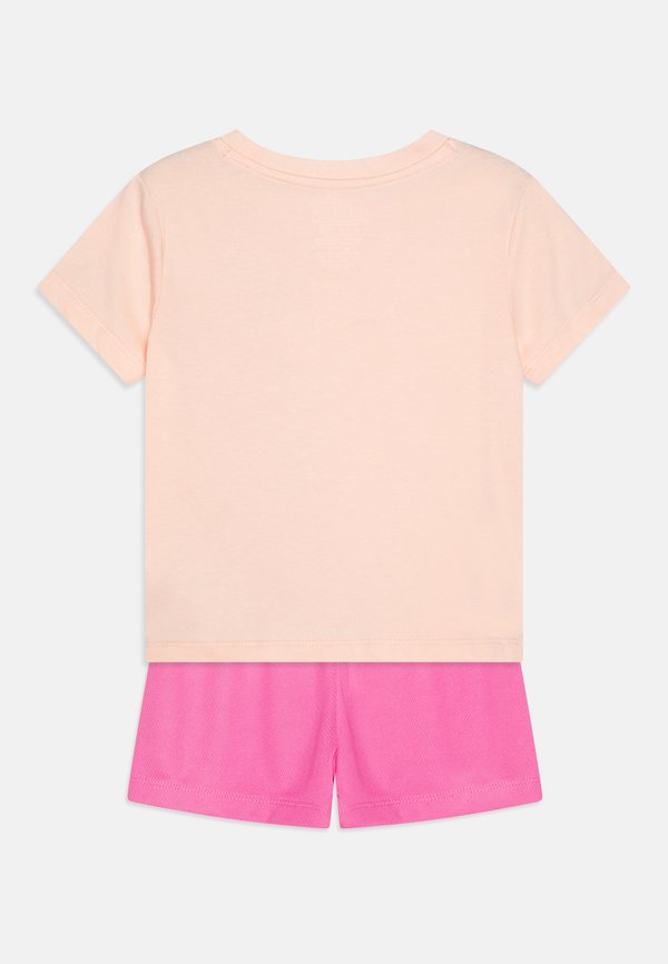 WILD FLOWER TEE SET - Shorts4