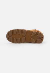 Marks & Spencer Botas para la nieve - cognac