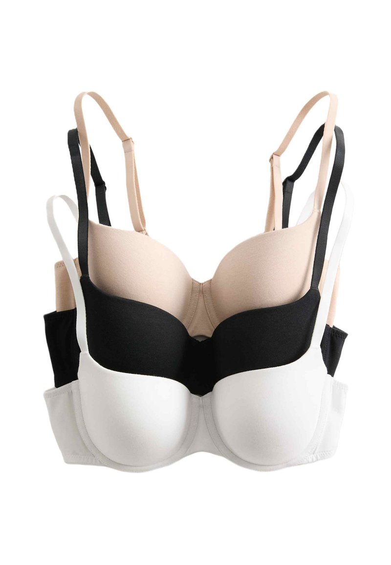 Drie bh's gestapeld: één zwart, één wit en één huidskleurig. Ze hebben een gladde stof, voorgevormde cups en verstelbare bandjes.