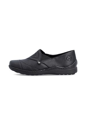 Scarpa slip-on in pelle nera con superficie testurizzata, tacco basso, soffietto elastico, suola cucita e logo del marchio in rilievo nell'area del tallone.