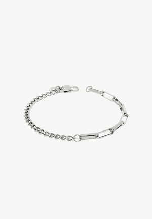 Bracciale in argento con elementi a catena e interconnessi, con una finitura liscia e una chiusura sicura.