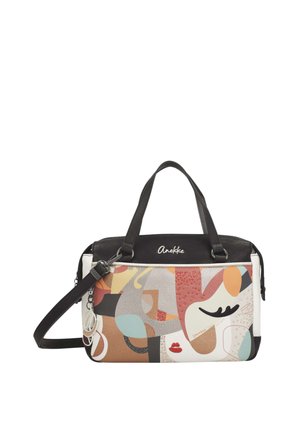 Borsa rettangolare con manici e tracolla neri, con arte astratta multicolore del volto e il nome del marchio "Anekke" in alto.