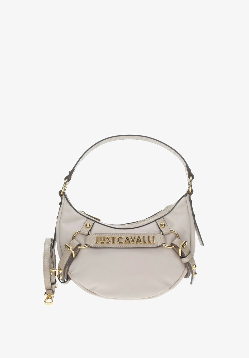 Borsa a mano grigia chiara con una texture liscia, accessori dorati e una tracolla con logo. Presenta un design curvo e una tracolla rimovibile.