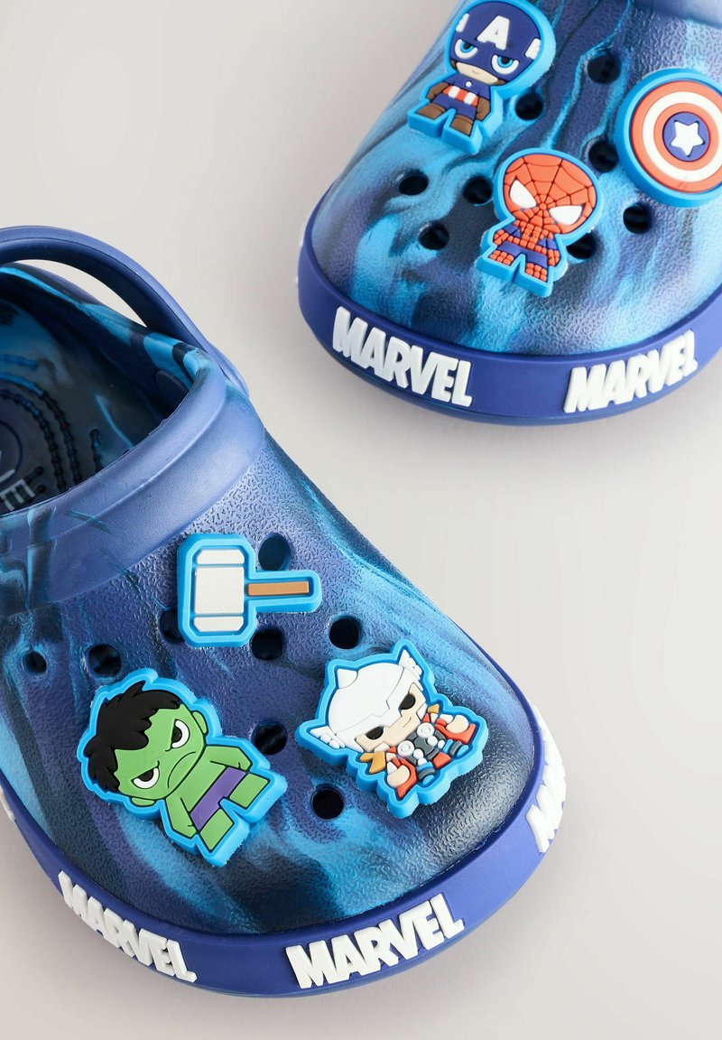 Marvel Avengers Sabots Garçons Captain America - Sandales Été Design Héros, Taille EU 28/29 Rouge