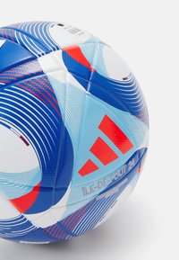 adidas Performance OLYMPICS24 LEAGUE - Jalkapallo - white/solar red/clear sky/team royal blue