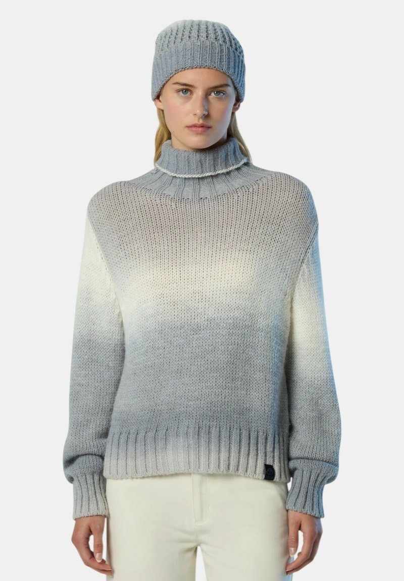 Maglione grigio a maglia con colletto alto e a coste e maniche lunghe, caratterizzato da una sfumatura ombre che va dal grigio chiaro al grigio scuro. Include un orlo a coste.