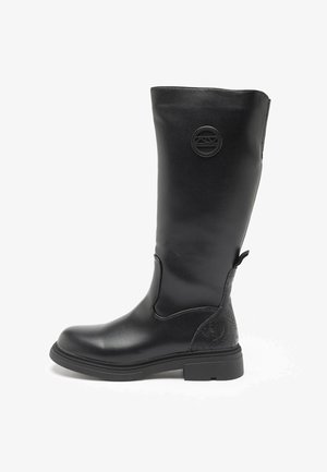 Stivali neri al ginocchio in pelle liscia, con punta arrotondata, tacco basso a blocco, dettaglio laterale in rilievo e linguetta posteriore per facilitare la calzata.