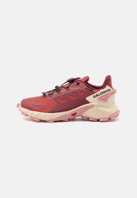 Salomon SUPERCROSS 4 GTX - Pantofi alergare trail - cow hide/syrah/blush