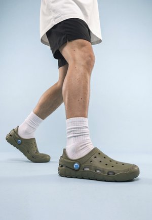 mtng, BAREFOOT FREE-CARE - Zoccoli - verde
