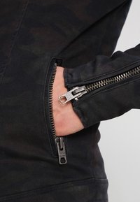 Tigha Giacca di jeans - dark green