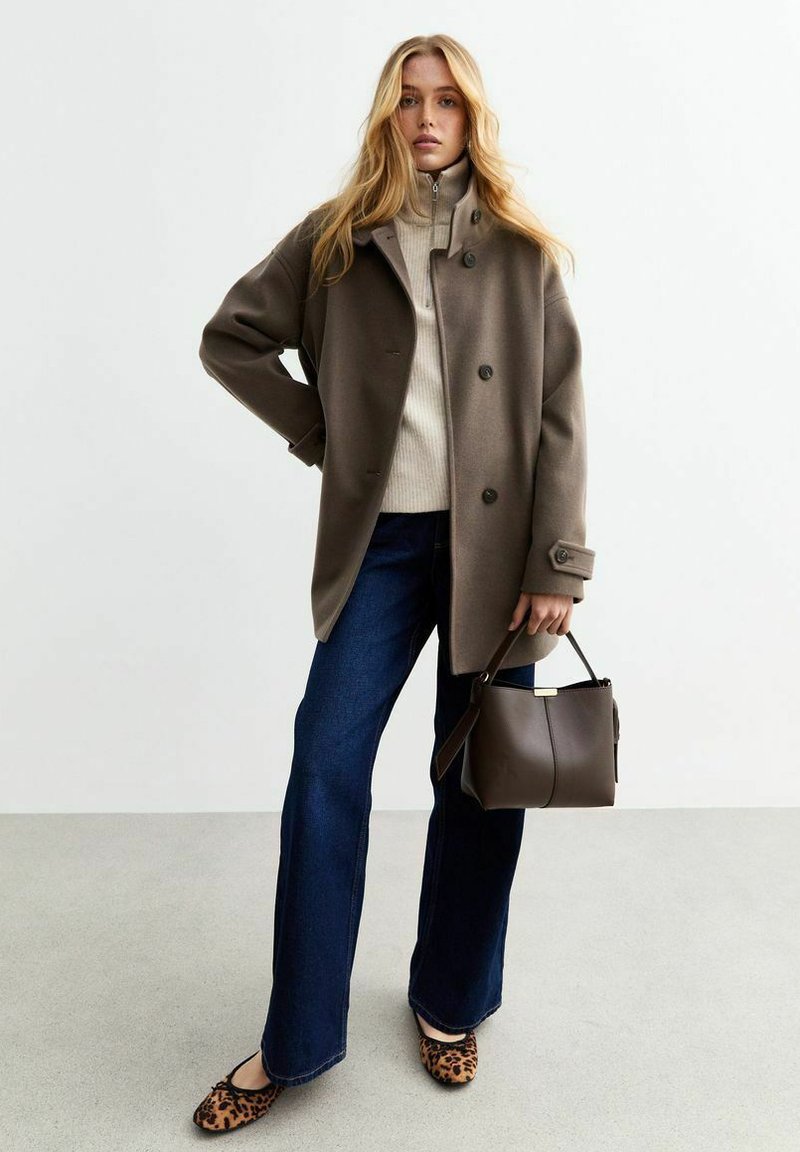 New Look Halflange jas beige