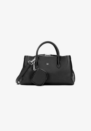 Sac à main en cuir noir avec une surface texturée, des poignées arrondies, une mini pochette détachable, une fermeture éclair et un détail de logo discret.