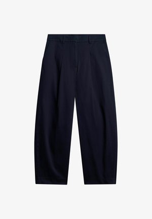 Pantalon large bleu marine foncé avec passants pour ceinture, plis à l'avant, poches latérales et fermeture dissimulée à l'avant.