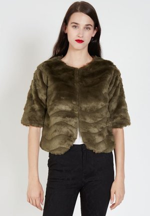 Outfitters Nation, Chaqueta de invierno - verde