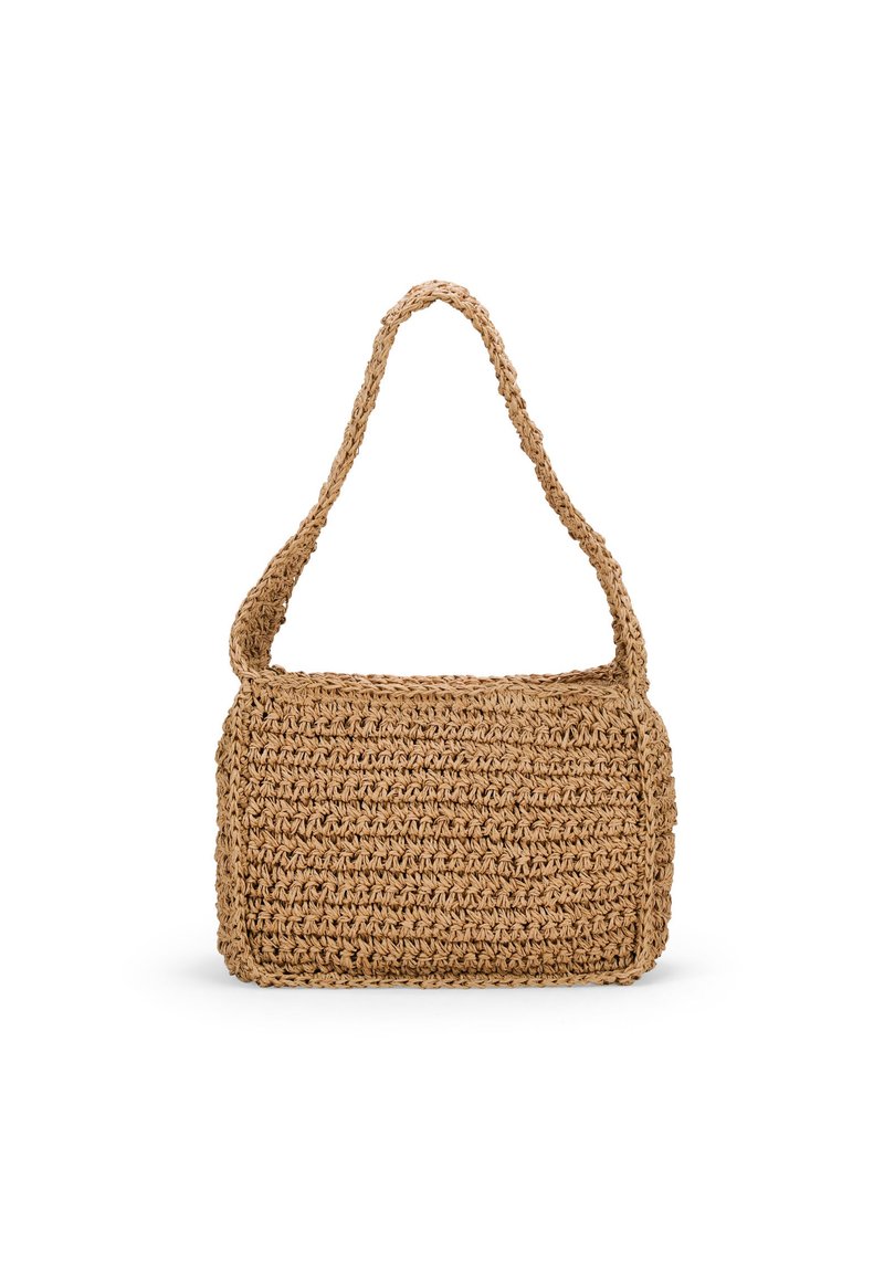 Bolso de paja trenzada en color tostado con forma rectangular plana. Presenta una sola correa para el hombro y una superficie texturizada para un mejor agarre.