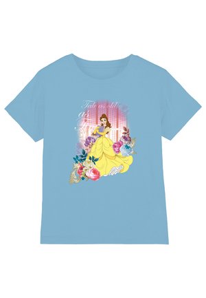 Helles blaues Baumwoll-T-Shirt mit einem Grafikdruck eines Charakters in einem gelben Kleid, umgeben von bunten Blütenakzenten und Text. Kurze Ärmel.