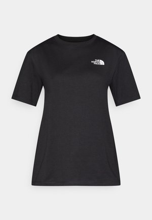 Μαύρο βαμβακερό t-shirt με κοντά μανίκια, στρογγυλή λαιμόκοψη και λευκό λογότυπο στην αριστερή πλευρά του στήθους. Απλός και απέριττος σχεδιασμός.