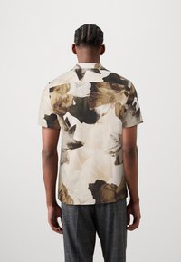 Ted Baker HENRIS - Ing - ecru