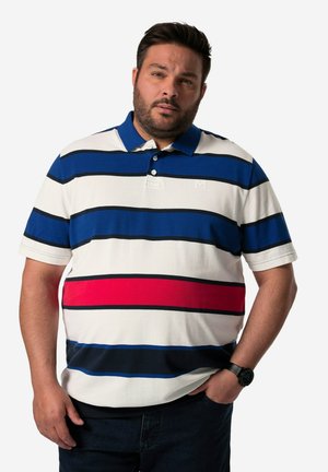 Polo-Shirt mit kurzen Ärmeln, ausgestattet mit kräftigen horizontalen Streifen in Blau, Weiß und Rot, sowie einem Kragen und drei Knöpfen.