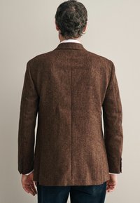 Thumbnail Image 2