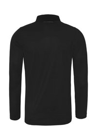 Schwarzes Langarm-Polohemd aus weichem Stoff, mit einem Kragen und einem Logo auf der Rückseite, in einem klaren, schlichten Design.
