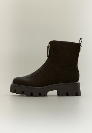 Guess, RYYAN - Ботуши - dark brown