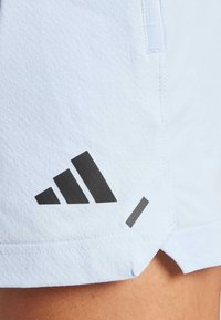 adidas Performance POWER SHORT - Sportske kratke hlače - glow blue