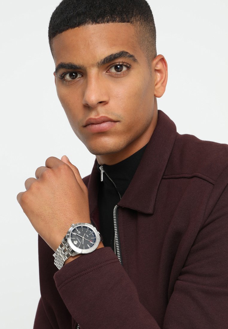 versace univers watch