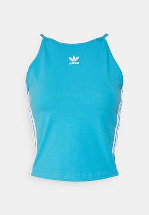 Aqua kék ujjatlan trikó sima anyagból, fehér Adidas logóval és oldalsó csíkokkal, testhezálló fazonnal és egyenes szegéllyel.