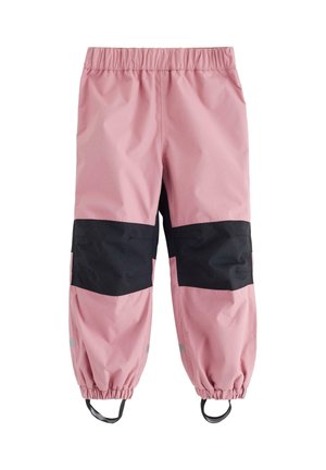 Børne vandtætte bukser i støvet pink med sorte knælapper, elastisk linning, manchetter og fodstropper til udendørs brug.